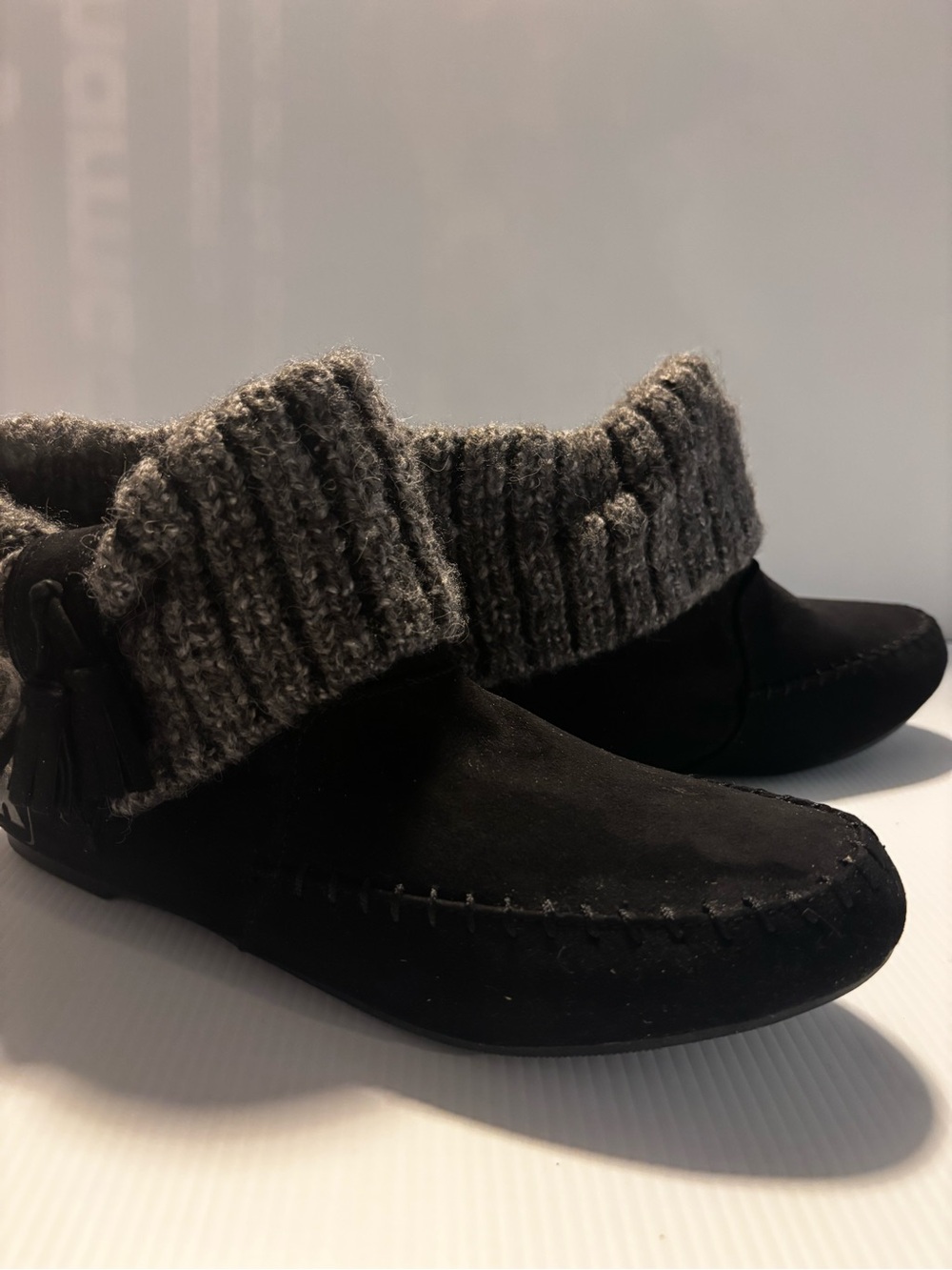 Airwalk Black Suede Moccasin Booties with Grey Knit Cuff Size 8.5